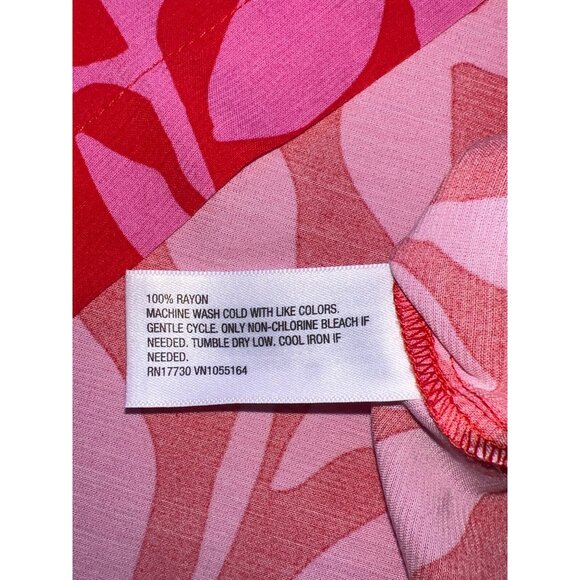 A New Day Button Up Womens M Red Pink Leaf Print 100% Rayon Short Sleeve - Picture 4 of 6